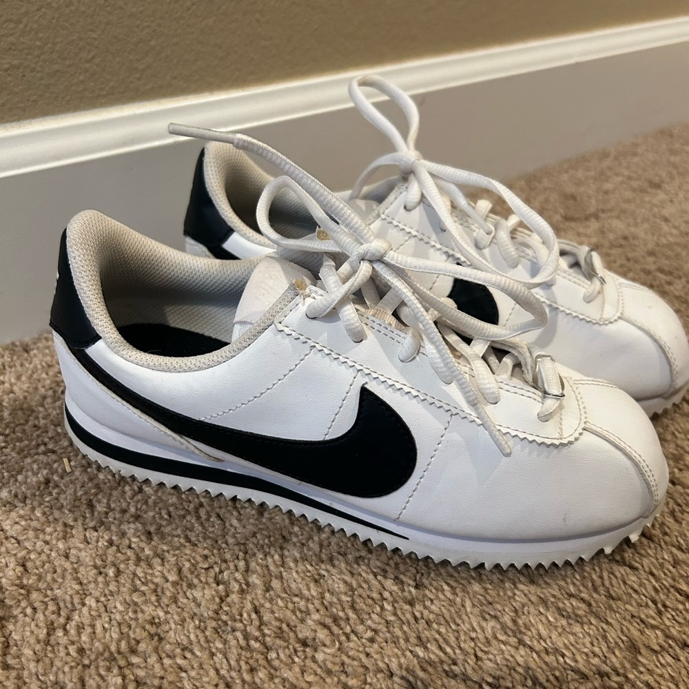 Nike White and Black Cortez Sneakers Classic Design